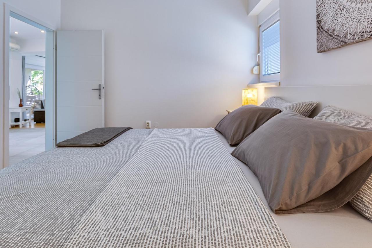 Apartments Juraj Петрчане Екстер'єр фото